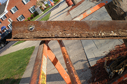 GLCR Maumee post office rusty beam