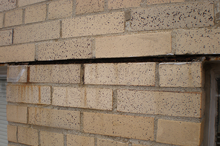 Masonry Restoration Marathon Select brick gap